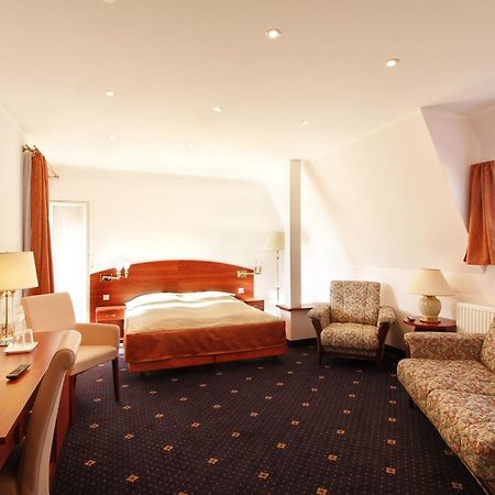 Hotel Preuss Im Dammtorpalais ฮัมบูร์ก ภายนอก รูปภาพ